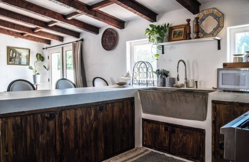 Fallbrook House | Hacienda Del Paisano