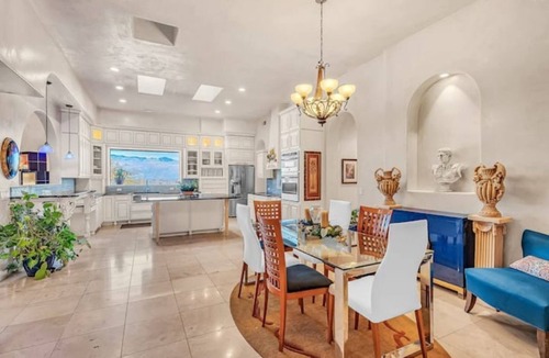 Houghton House | Hacienda Foothills Mansion