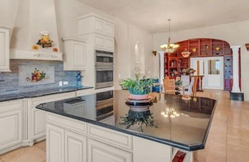 Houghton House | Hacienda Foothills Mansion