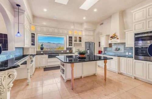 Houghton House | Hacienda Foothills Mansion