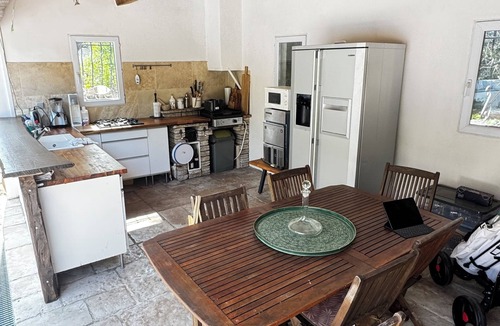 Le Castellet Villa | HACIENDA LAUTHI