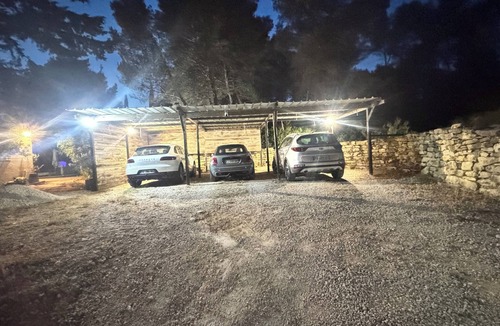 Le Castellet Villa | HACIENDA LAUTHI