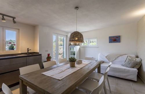 Grohote House | Hacienda LUCIO/secluded estate/practice golf/enjoy the view and great pool