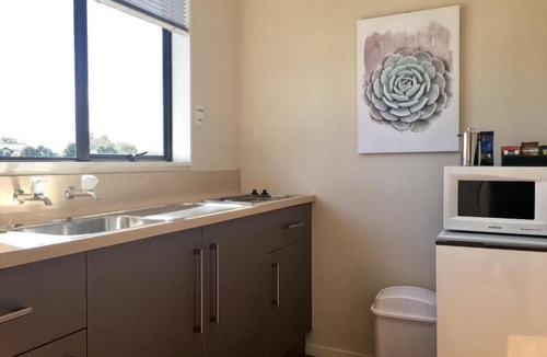 Palmerston North Hotel | Hacienda Motor Lodge