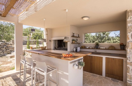 Grohote House | Hacienda NOA/secluded estate/practice golf/enjoy the view and great pool
