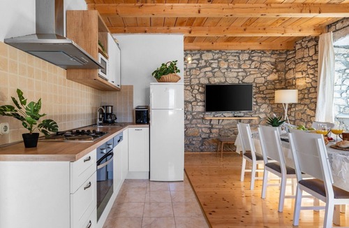 Lovrec Villa | Hacienda Sylvia - secluded 4-bedroom villa with 45sqm heated pool