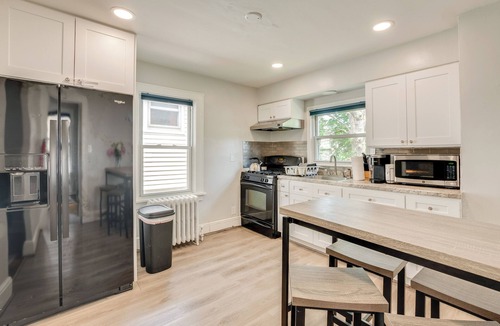 Hackensack Apartment | Hackensack Escape w/Yard - 17 Mi to Times Square!