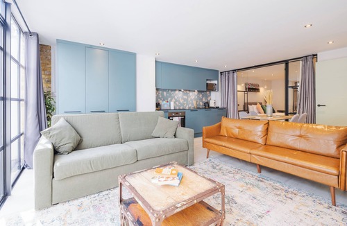 Clissold Apartment | Hackney 1 Bed Garden Flat Sleeps 4 Adults