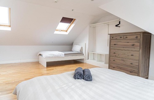 Hackney Downs Apartment | Hackney Central Houseshare