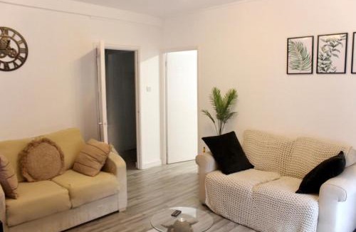 Upper Clapton Apartment | Hackney Haven!