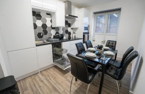 Upper Clapton Apartment | Hackney Haven!