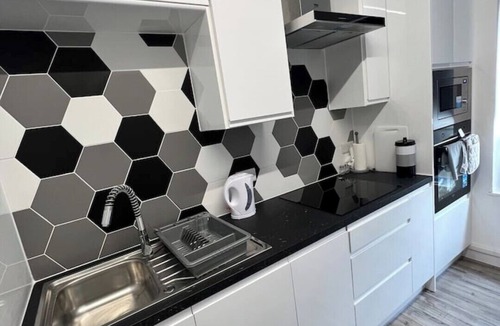 Upper Clapton Apartment | Hackney Haven!