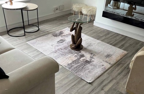 Upper Clapton Apartment | Hackney Haven!