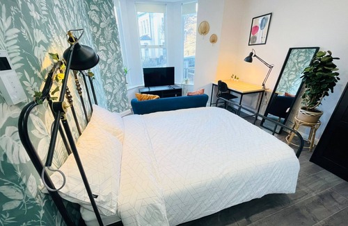 Upper Clapton Apartment | Hackney Studios by Sleepy - Studio Flat 7