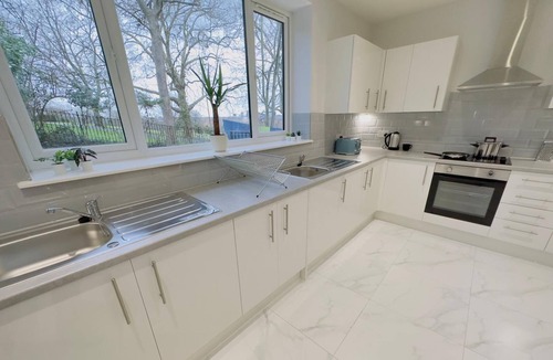 Upper Clapton Apartment | Hackney Studios by Sleepy - Studio Flat 13