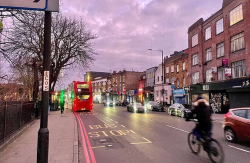 Clapton House | Hackney Suites - Double Room (L1)