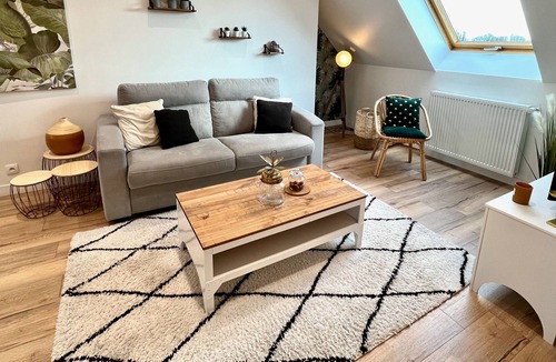 Sannerville Apartment | Hadar YourHostHelper