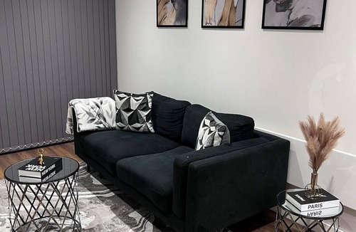 Salford Apartment | Hadeti Luxury Apartment