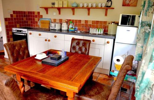 Graigfechan House | Hafannedd Cottage - riverside views