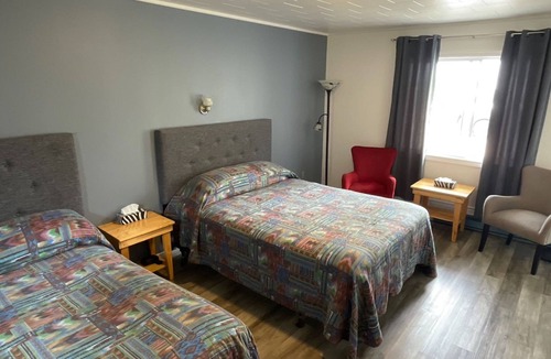Haileybury Hotel | Haileybury Beach Motel