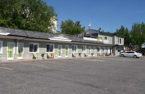 Haileybury Hotel | Haileybury Beach Motel