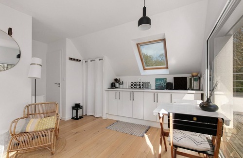 Saint-Molf Apartment | Hakuna Matata: Peaceful Retreat with Large Terrace Overlooking the Forest