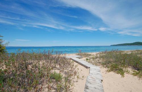 Glen Arbor House | Hal-Sea-On House