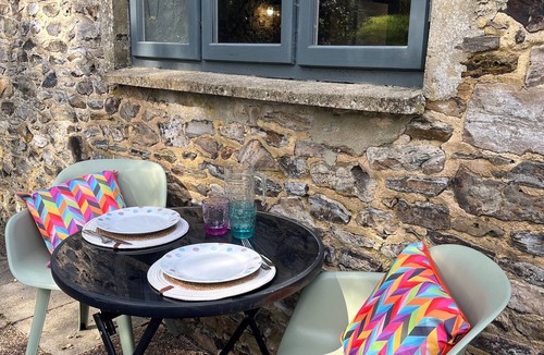 Honiton Cottage | Halcyon Cottage - a hidden gem