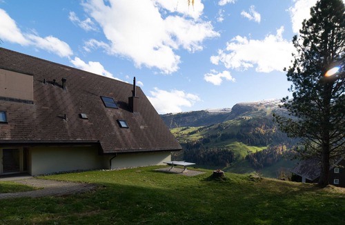 Wildhaus-Alt St. Johann Apartment | Haldenblick 3.5-room holiday apartment with wonderful view