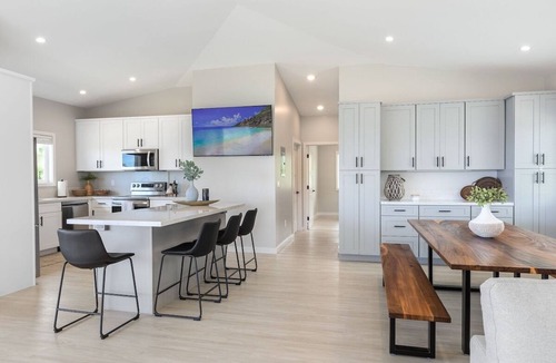 Laie House | Hale Makai - AC, Beachfront