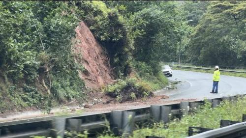 Naalehu House | Hale Naalehu LLC