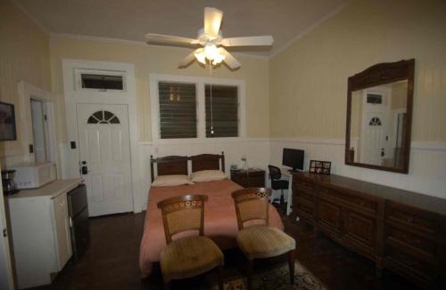 Naalehu Bed & Breakfast | Hale Naalehu LLC