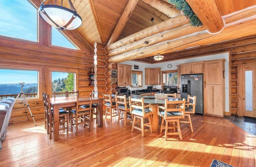 Powder Mountain Cabin | 'Hale’ Pow Mow' A slopeside retreat with views, comfort, and the spirit of Aloh