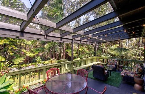 Royal Hawaiian Estates House | Halehikiola home