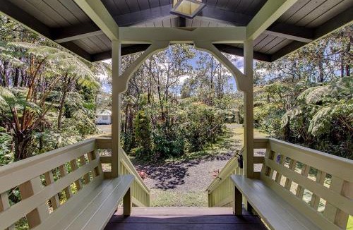 Royal Hawaiian Estates House | Halehikiola home