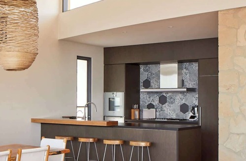 Smiths Beach House | Haleia | Luxury Sea Views | Direct Beach Access