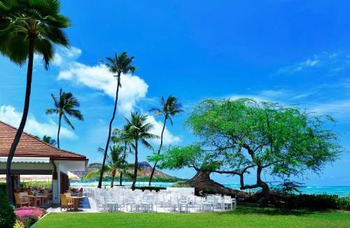 Waikiki Resort | Halekulani - NO RESORT FEE
