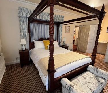 Headingley Hotel | Haley's Hotel