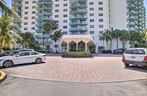 Sunny Isles Beach House | < Half-Mi to Beach: Sunny Isles Resort Condo