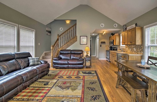 West Shore House | Half Mi to Yacht Club: Home by Perry Lake!