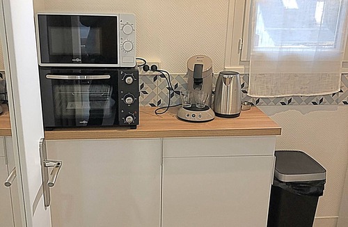 Sainte-Therese-Demi-Lune Apartment | Half-moon apartment