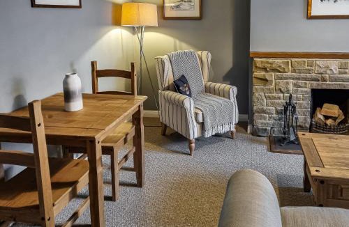 Scawton House | Half Moon Cottage