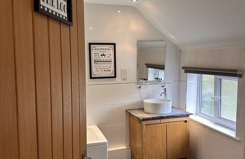 Jackfield Bed & Breakfast | Half Moon Jackfield