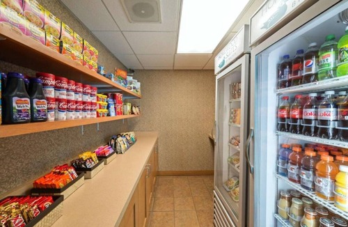 Brisbane House | Halfway between SFO Airport and downtown !