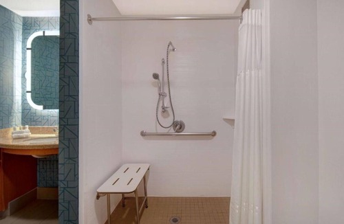 Brisbane House | Halfway between SFO Airport and downtown !