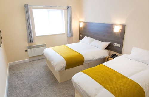 Coalville Hotel | Halfway Hotel
