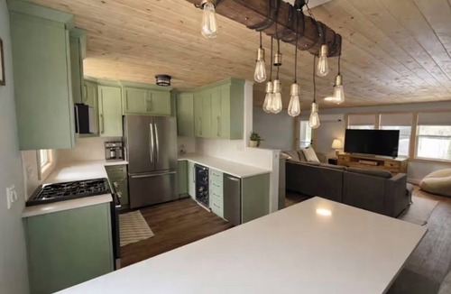 Madawaska Valley Cottage | Halfway Lake Cabin | THE PERFECT GETAWAY