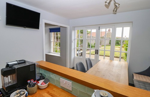 Ovington House | HALL COTTAGE, pet friendly, with open fire in Ovington