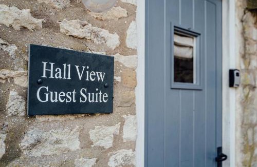 Nunnington Apartment | Hall View Guest Suite