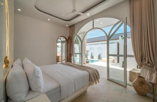 Cemagi Villa | Halle - Tropical Elegance 2BR Villa - Steps from the Beach
